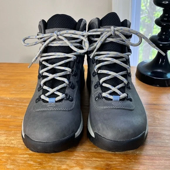 Columbia Women’s Newton Ridge Plus Waterproof Hiking Boots - Picture 7 of 15